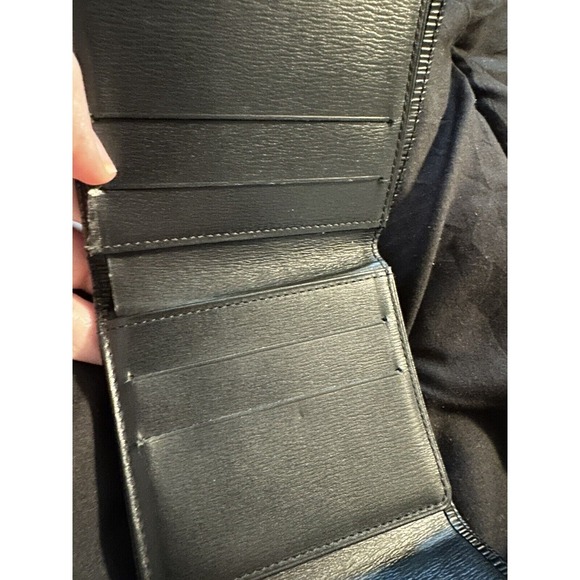 Louis Vuitton Epi Leather Black Bifold Wallet Small‎ Snap Closure - Picture 5 of 8